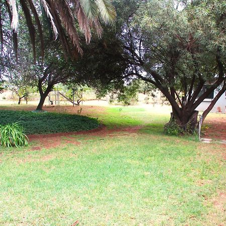 Lekker Rus Apartment Bloemfontein Luaran gambar