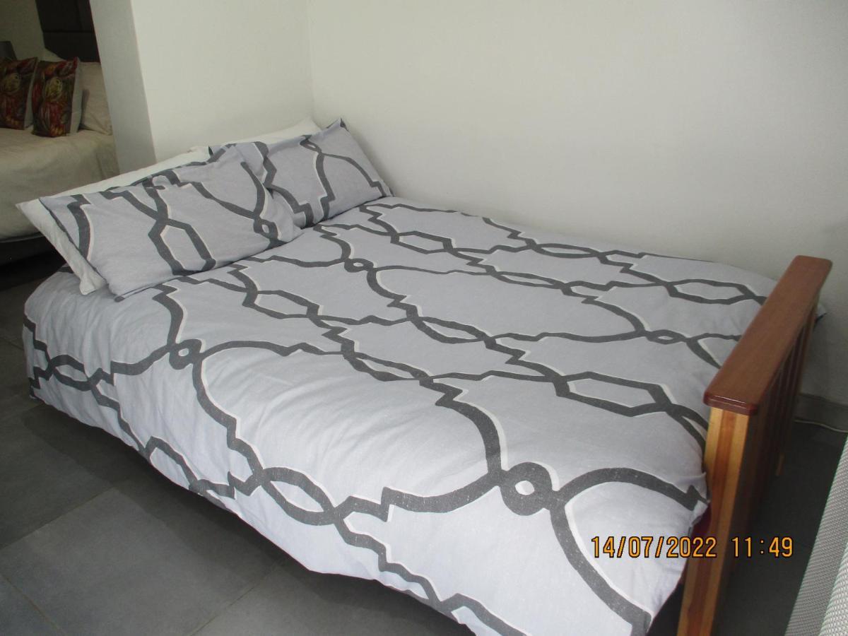 Lekker Rus Apartment Bloemfontein Luaran gambar