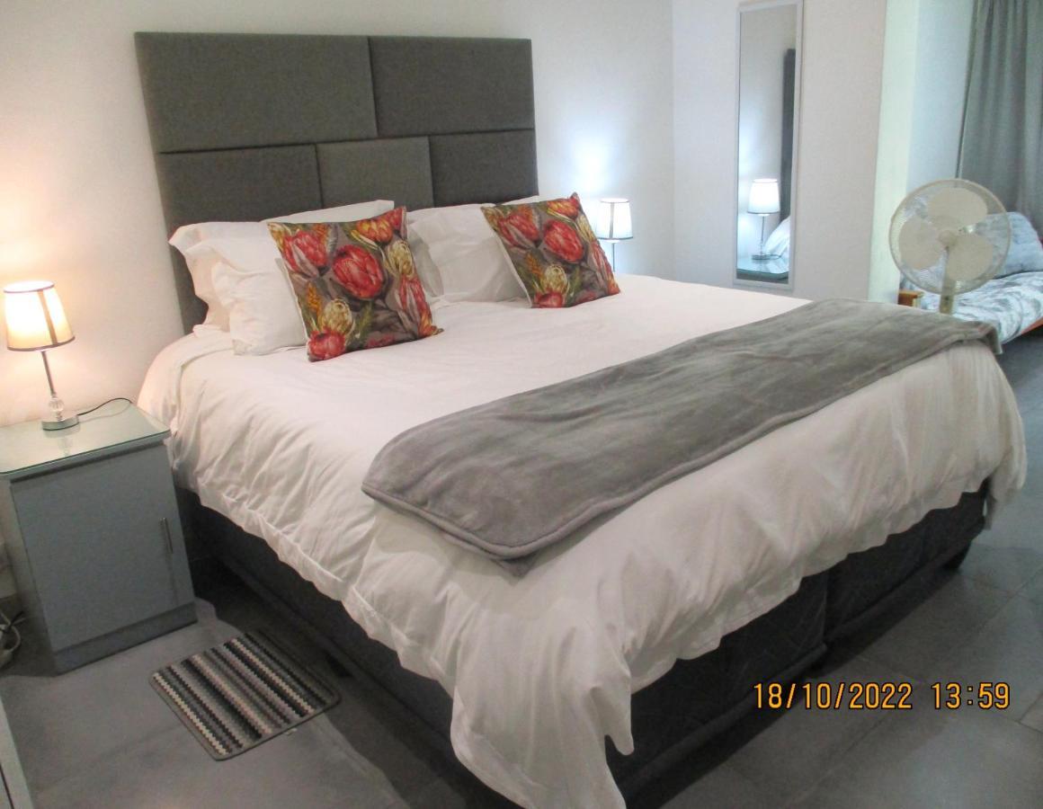 Lekker Rus Apartment Bloemfontein Luaran gambar