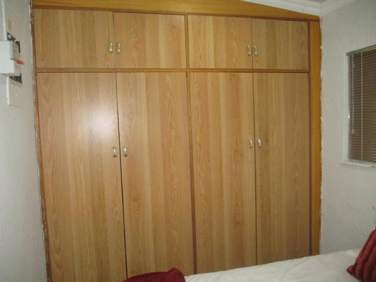 Lekker Rus Apartment Bloemfontein Luaran gambar