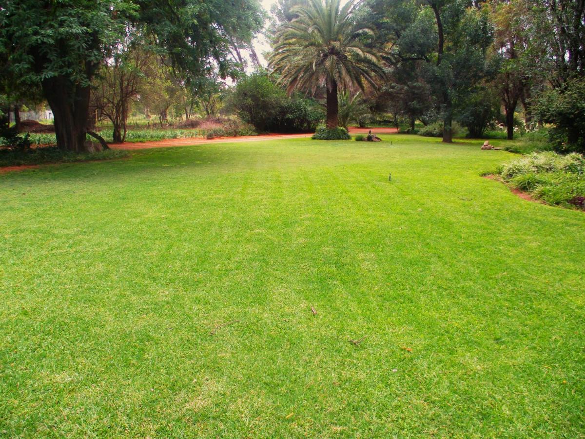 Lekker Rus Apartment Bloemfontein Luaran gambar