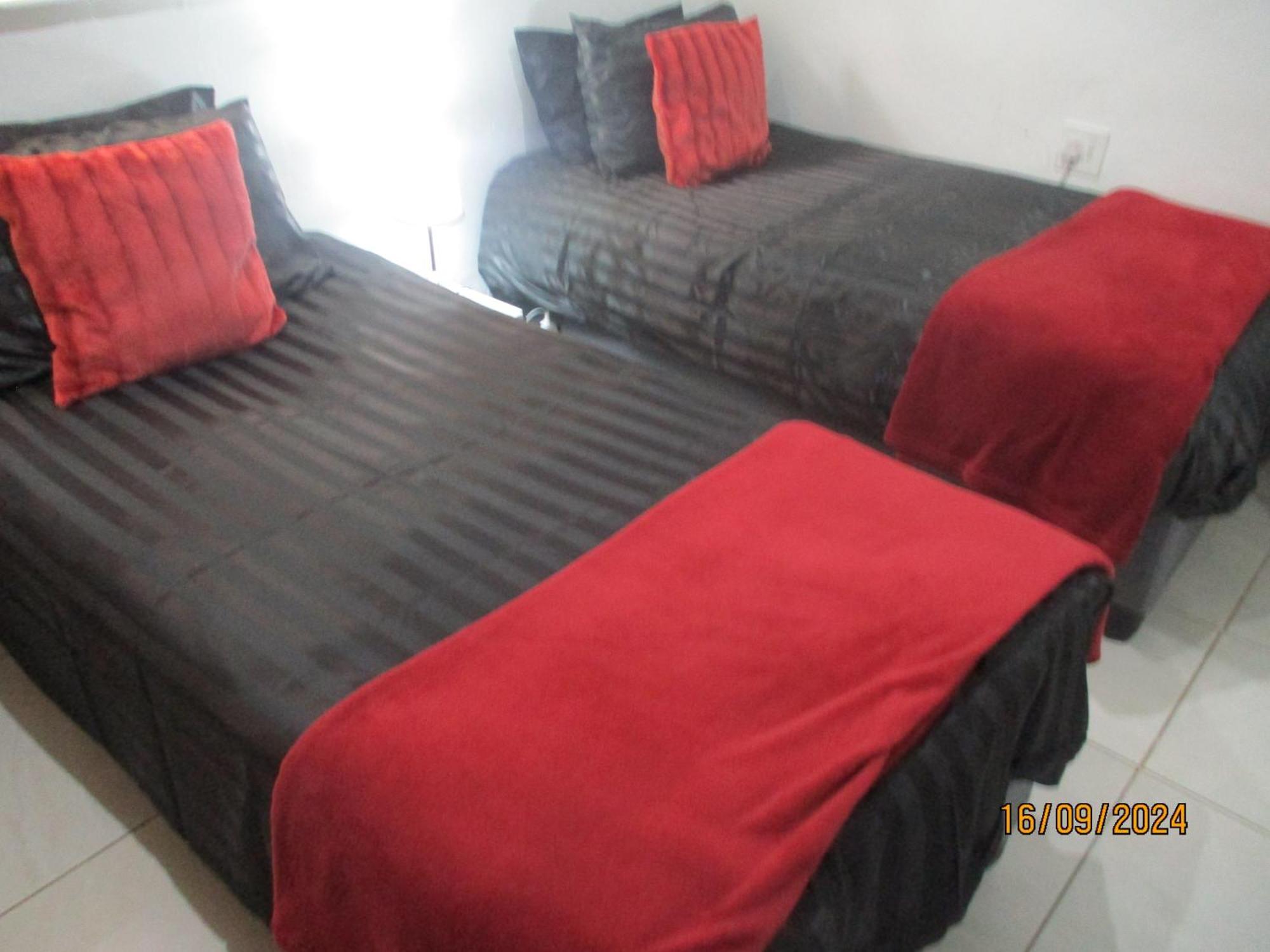 Lekker Rus Apartment Bloemfontein Luaran gambar