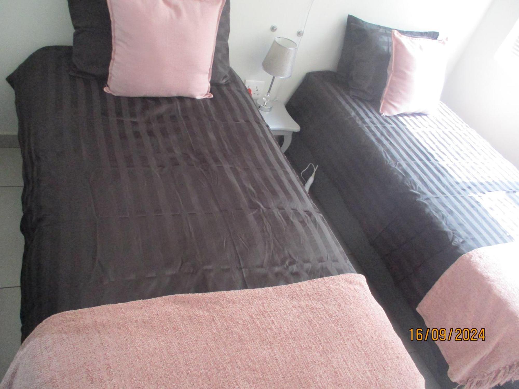 Lekker Rus Apartment Bloemfontein Luaran gambar